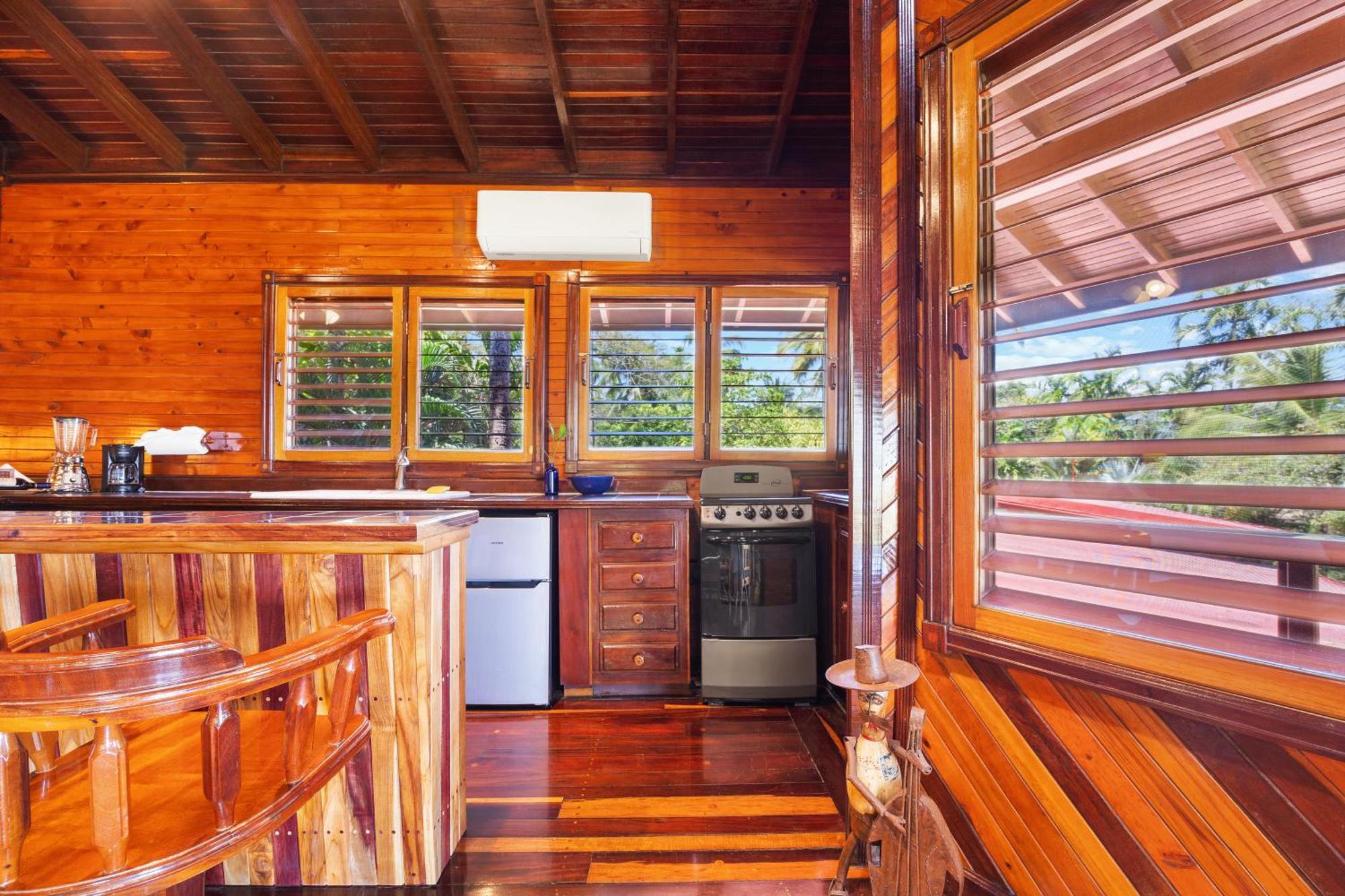Tambor Tropical Beach Resort- Adults Only Rom bilde