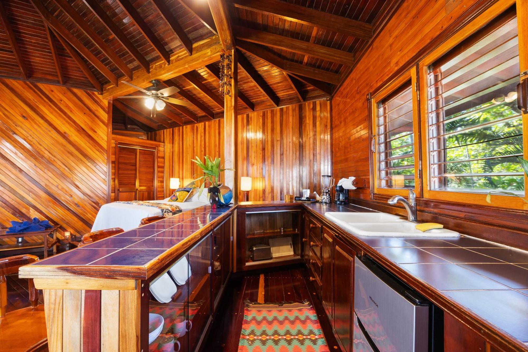 Tambor Tropical Beach Resort- Adults Only Rom bilde