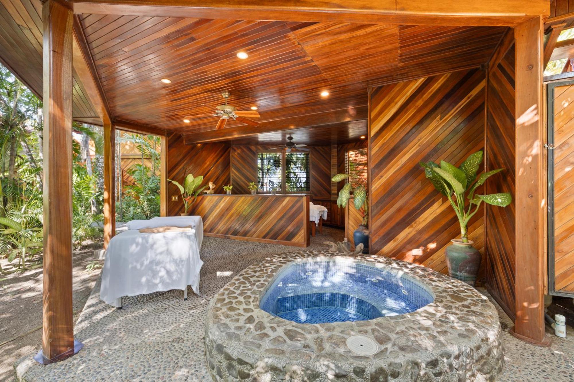 Tambor Tropical Beach Resort- Adults Only Eksteriør bilde